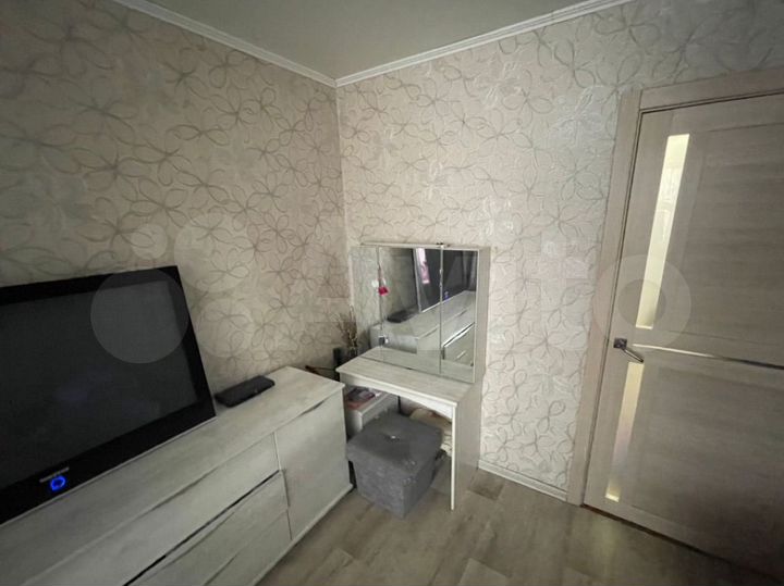 4-к. квартира, 77,5 м², 2/5 эт.