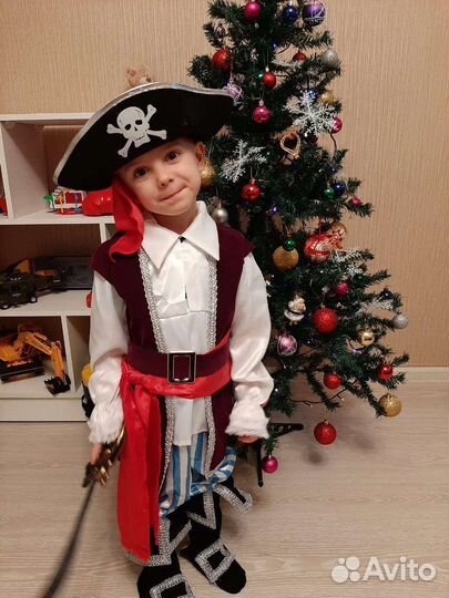 Костюм пиратки, пирата, разбойницы, разбойника