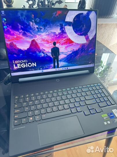 Lenovo legion 9i pro 2024 i9 64/2 4090 usa