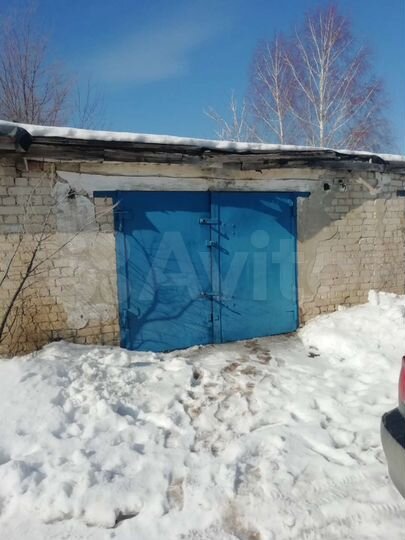 Гараж, > 30 м²