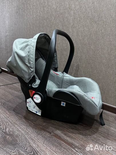 Коляска luxmom 3 в 1 с автолюлькой бу