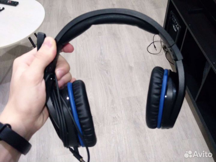 Игровые наушники HyperX PlayStation Edition