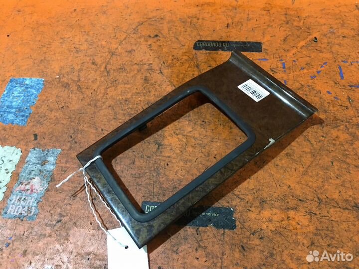 Консоль кпп Nissan Cedric MY33