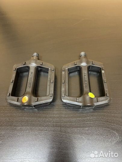 Педали для велосипеда