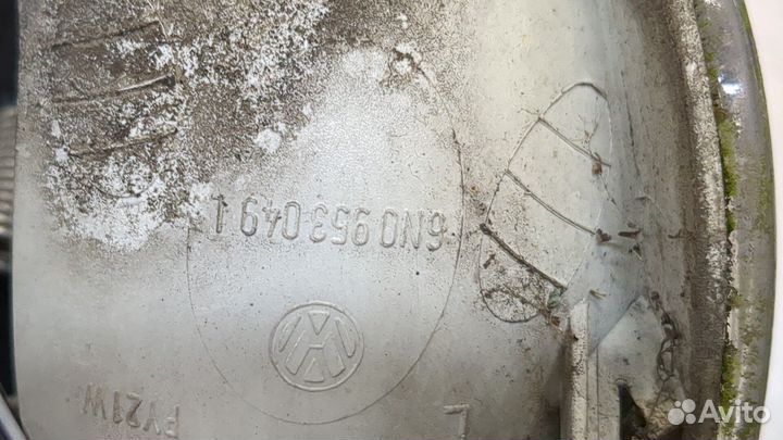 Поворот Volkswagen Polo, 1999