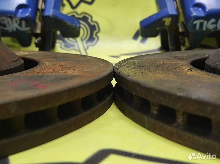 Комплект тормозов задний Volkswagen Passat Cc