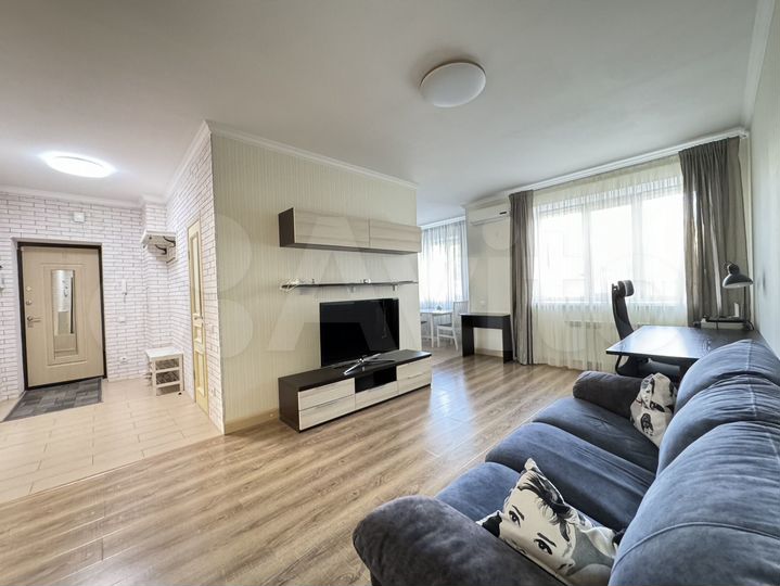 2-к. квартира, 58,8 м², 1/6 эт.