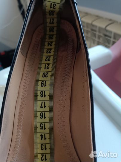 Туфли лаковые 40 размер