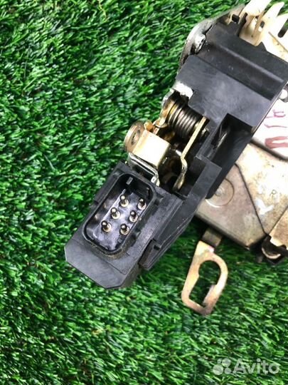 Замок двери передний правый Bmw 3 E36 M50B20 1993