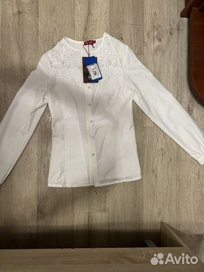 Блузка школьная новая
