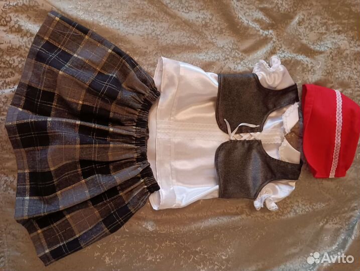 Костюм красной шапочки