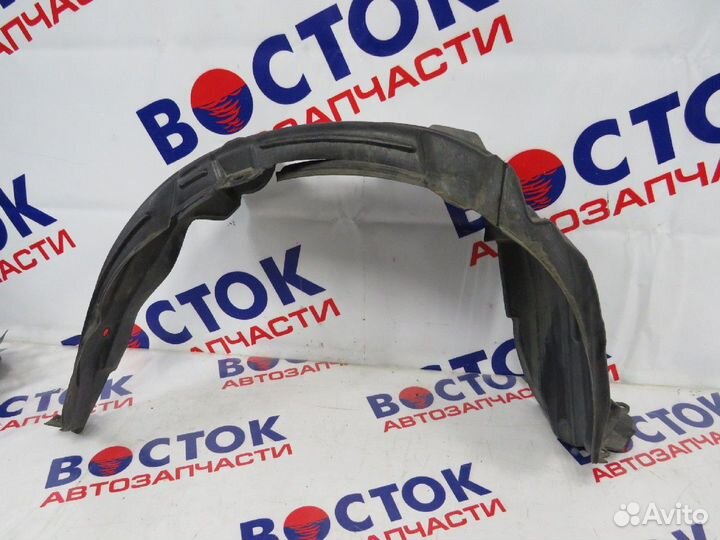 Подкрылок Перед Право toyota vitz NCP10, NCP13, NCP15, SCP10, SCP13