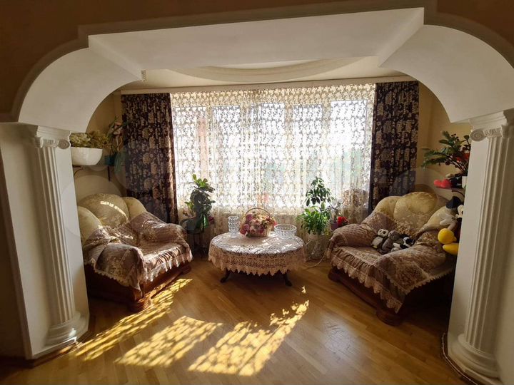 4-к. квартира, 149 м², 5/5 эт.