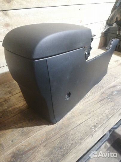 Консоль центральная Mazda CX-5