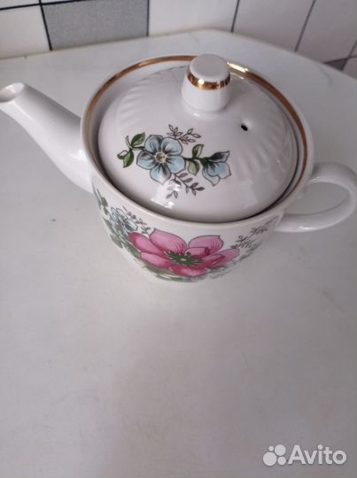 Чайник заварочный фарфор, ободок с позолотой