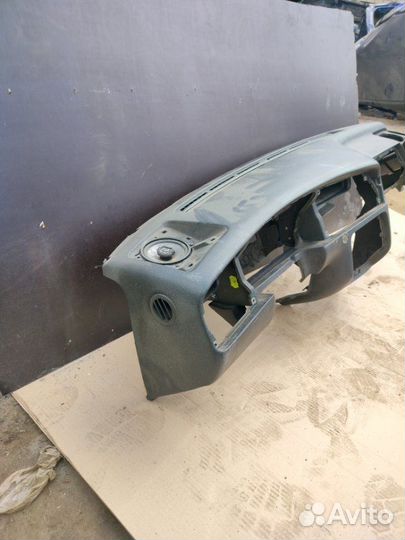 Торпедо Volkswagen Golf 3 хечбэк 1.8 1995