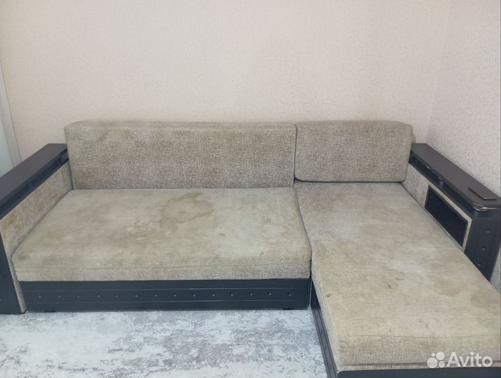 Угловой диван бу
