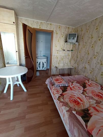 Комната 12 м² в 7-к., 1/1 эт.