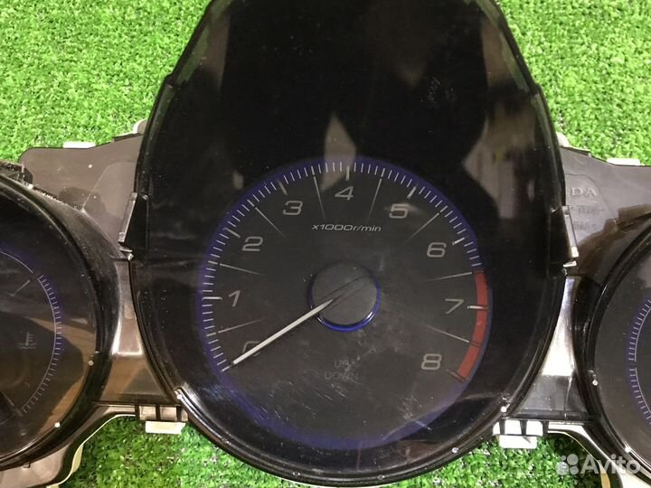 Щиток приборов Honda Civic 9 приборная панель