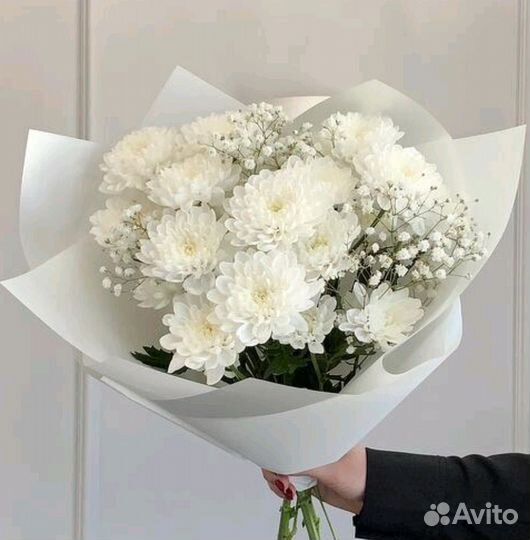 Букет из хризантем с гипсофилой Доставка