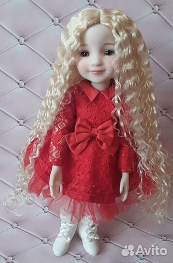 Парички для кукол фирмы Monigue