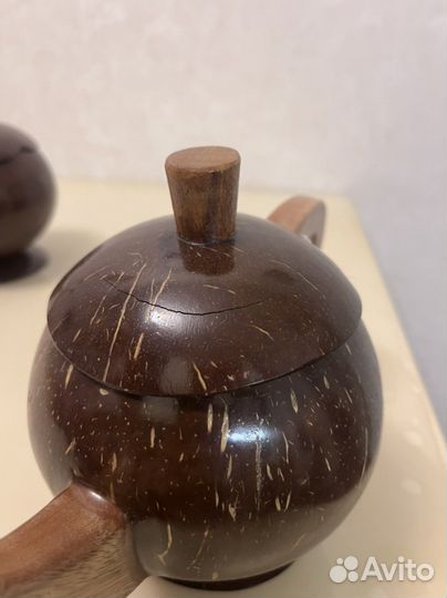 Заварочный чайник и сахарница из кокоса