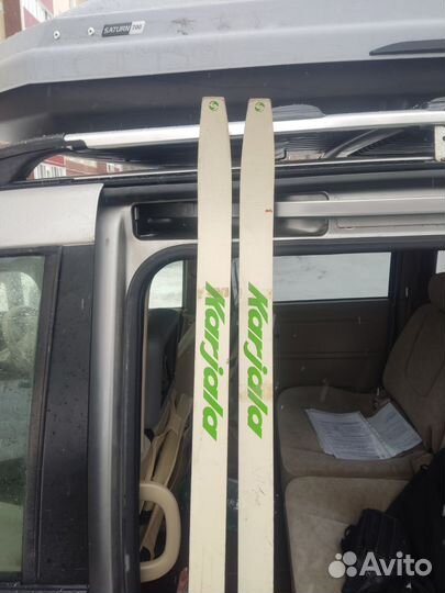 Лыжи пластиковые 190