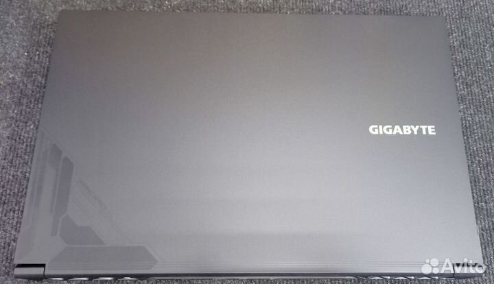 Ноутбук Gigabyte G7 17.3