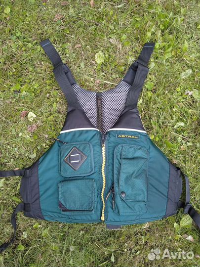 Страховочный спасательный жилет