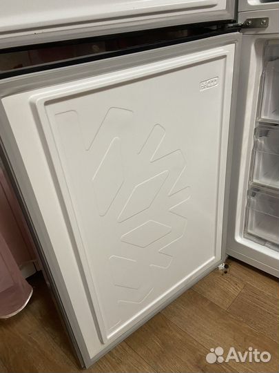 Холодильник dexp