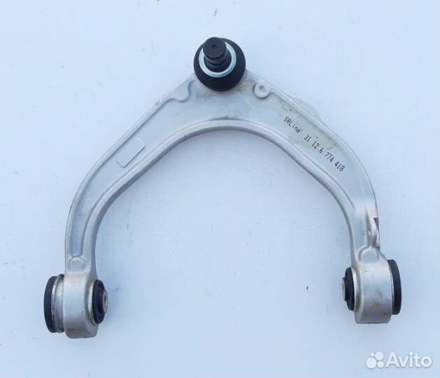 Рычаг передний верхний правый 31126776418 E71 E72