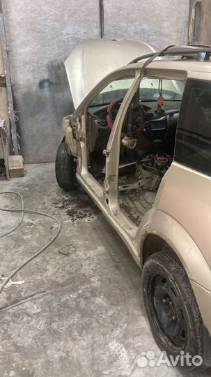Помощник автомаляра