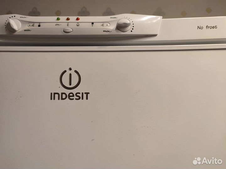 Холодильник indesit