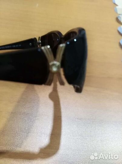 Очки солнцезащитные