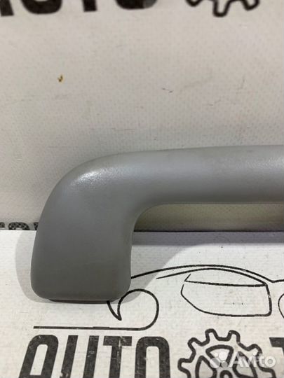 Ручка потолочная задняя левая Toyota Rav4 A30