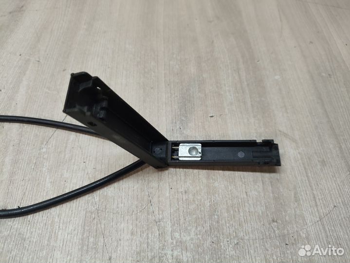 Б/У Трос открывания капота Mercedes#001