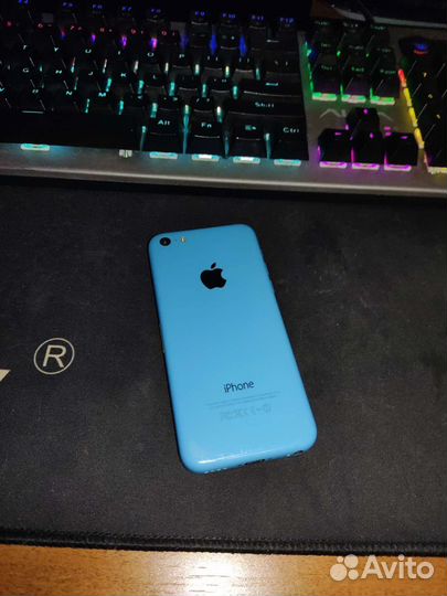 Телефон iPhone