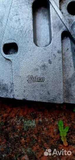 Помпа, водяной насос renault Clio