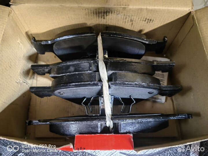 Передние тормозные колодки BMW X5 F15