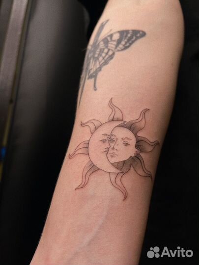 Модель на тонкие и воздушные татуировки