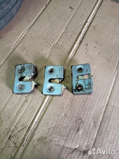 Замок двери LADA Priora ваз-2110 2111 2112