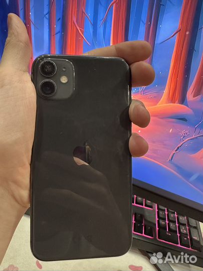 iPhone 11, 64 ГБ