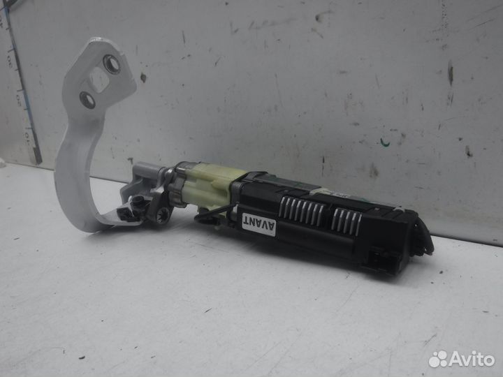 Б/У Б/У Амортизатор двери багажника 8K9827851 VAG