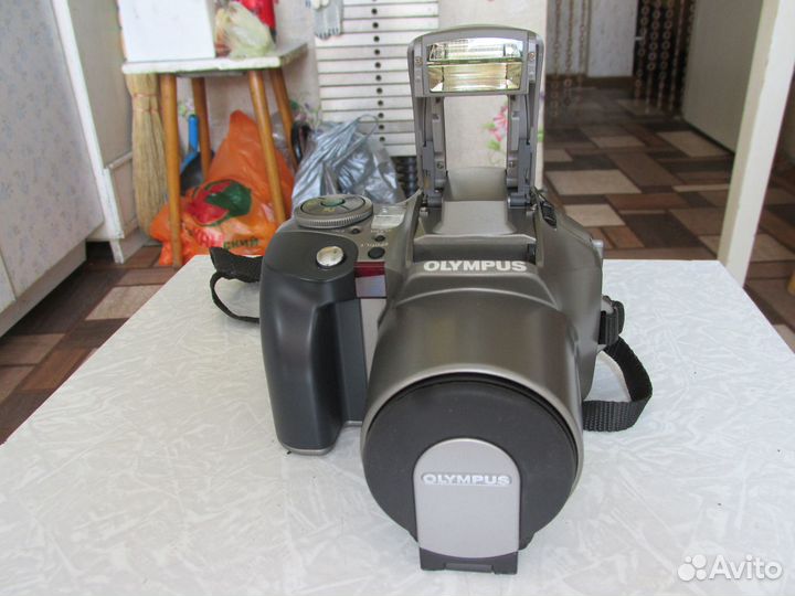 Пленочный фотоаппарат Olympus is 300