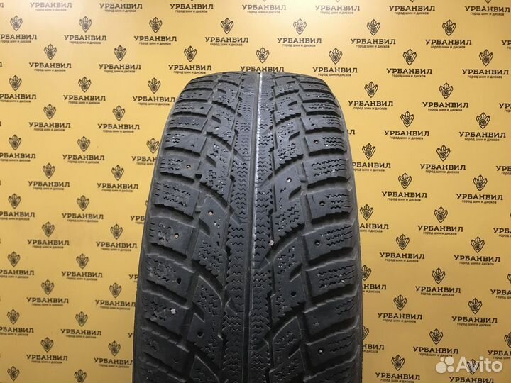 Kumho I'Zen RV Stud KC16 225/65 R17 106T