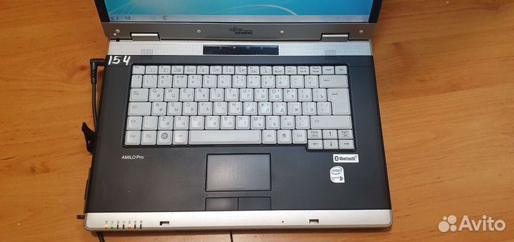 Быстрый немецкий Fujitsu siemens 15