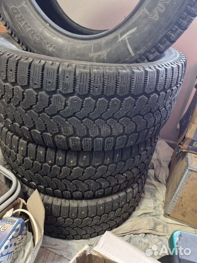 Yokohama IceGuard Stud IG65 275/60 R18