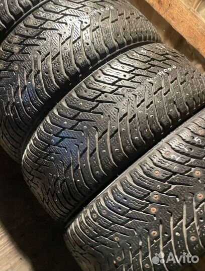 Nokian Tyres Hakkapeliitta 8 215/55 R17