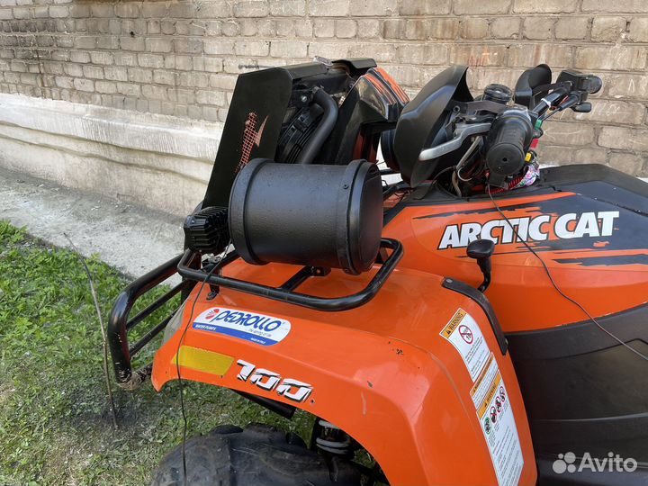 Arctic cat 700