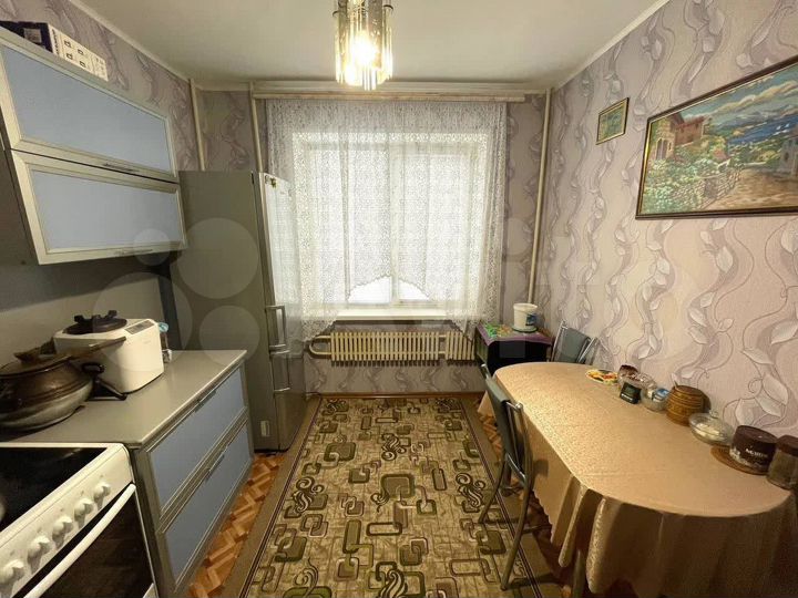 2-к. квартира, 54 м², 1/9 эт.